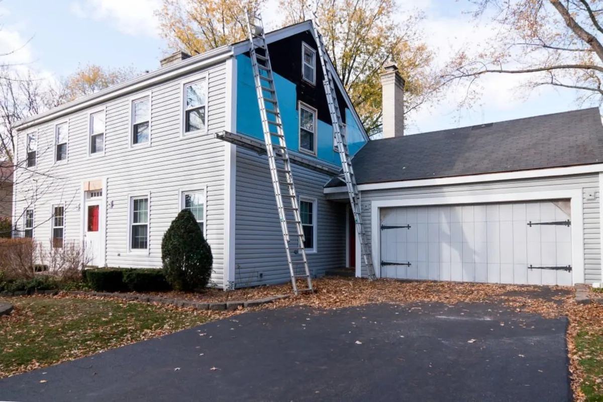 Three-Benefits-of-House-Siding-Replacement